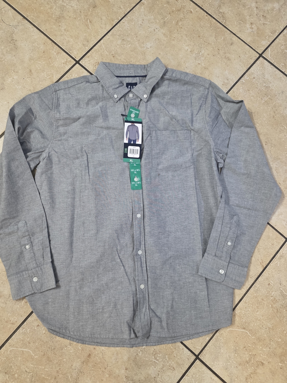 GAP Men’s Button-Down Shirt in Heather Gray